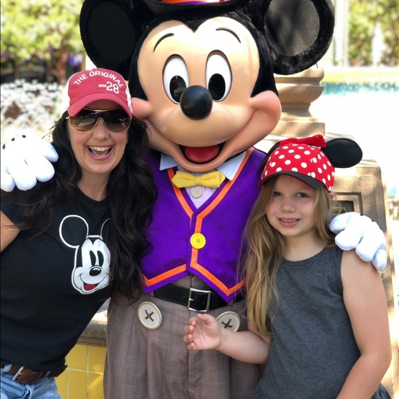 Meet your Posher, Cynthia - Picture 5 of 8